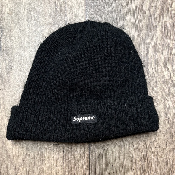 Supreme X Gore Tex Black Knit Beanie - Picture 1 of 6